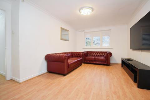 1 bedroom flat to rent, Chandlers Drive Erith DA8