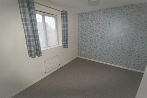 2 bedroom semi-detached house to rent, Gardenia Drive,Tiverton,Devon,