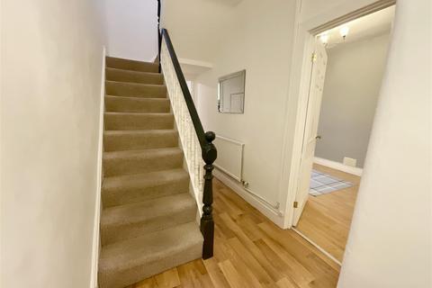 46 Brynmor Road, Llanelli, SA15 2TG
