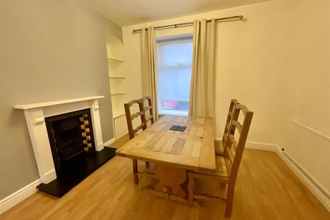 46 Brynmor Road, Llanelli, SA15 2TG