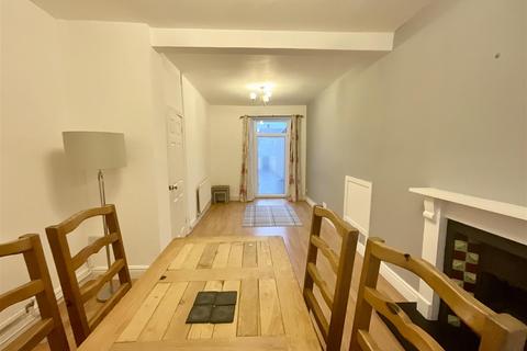 46 Brynmor Road, Llanelli, SA15 2TG