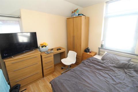 6 bedroom private hall to rent, Brithdir Street, Cardiff CF24