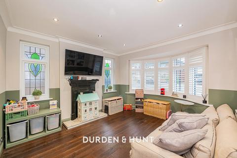 79 Hawkwood Crescent, London, E4 7PH