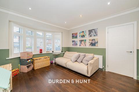 79 Hawkwood Crescent, London, E4 7PH