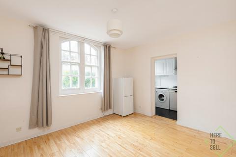 1 bedroom flat for sale, Winchester House, London SW3