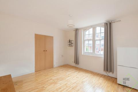 1 bedroom flat for sale, Winchester House, London SW3