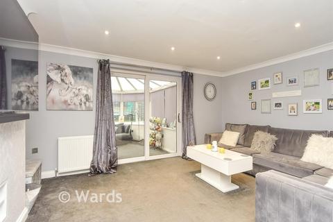 4 bedroom semi-detached house for sale, Lonsdale Drive, Rainham, Gillingham, Kent