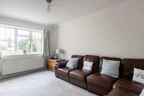 14 Exeter Close, Tonbridge, TN10 4NS