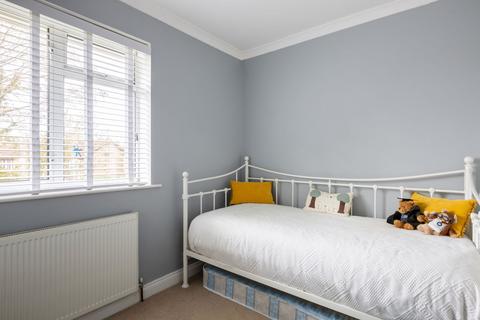 14 Exeter Close, Tonbridge, TN10 4NS