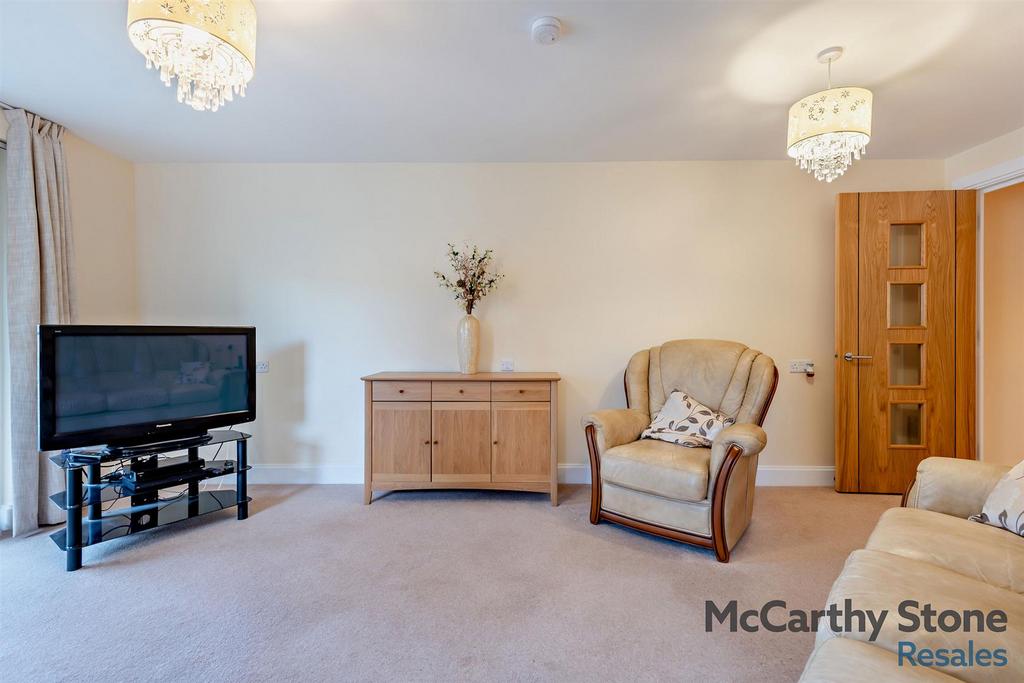 8627822-interior19-800.jpg