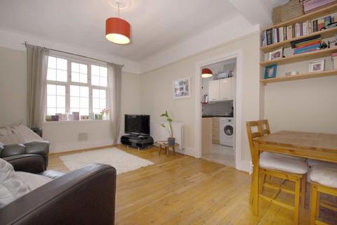 2 bedroom flat to rent, Streatham Hill, London SW2