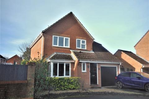 3 bedroom detached house to rent, Harebell Way, Devizes