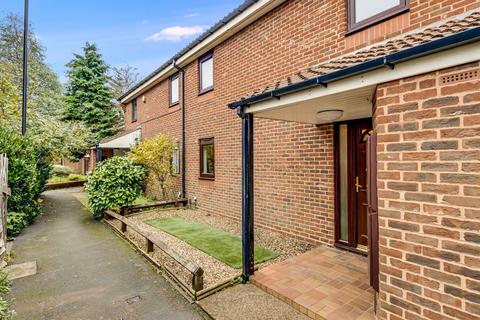 3 bedroom semi-detached house for sale, Harlequin Close, Isleworth TW7