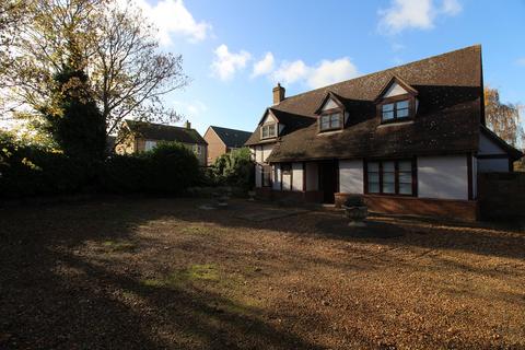 3 bedroom detached house to rent, Everton Road, Potton, Sandy, SG19