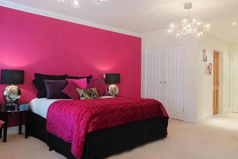 Sleepy Valley Headley Road, Leatherhead, KT22 8PT