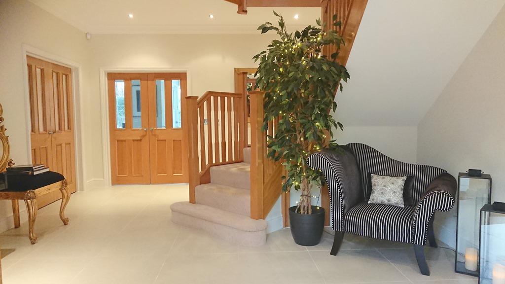 03 Hallway 1.JPG