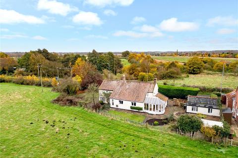 4 bedroom detached house for sale, Bungay Road, Poringland, Norwich, Norfolk, NR14