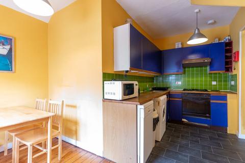 1 bedroom flat to rent, 0046L – Cockburn Street, Edinburgh, EH1 1BS