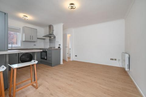 1 bedroom apartment to rent, Prince Of Wales Close, Bury St. Edmunds IP33