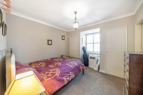 45 Townshend Road, London, NW8 6LJ