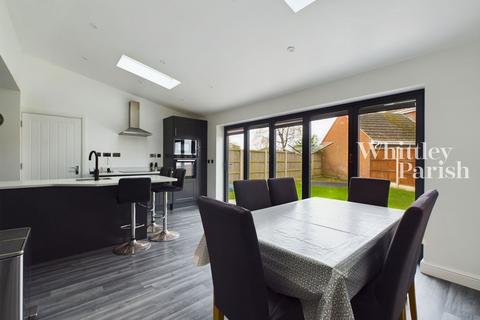 3 bedroom link detached house for sale, Merlewood, Dickleburgh