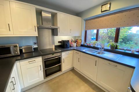 4 bedroom detached house for sale, Common Road, Dunstable LU6