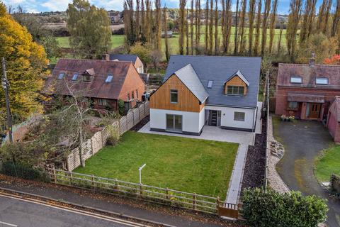 4 bedroom detached house for sale, Plough Road, Droitwich WR9