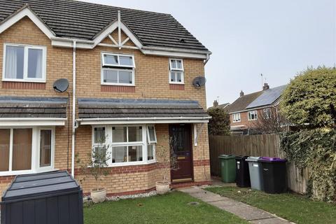 3 bedroom semi-detached house to rent, Tennyson Way, Stamford,