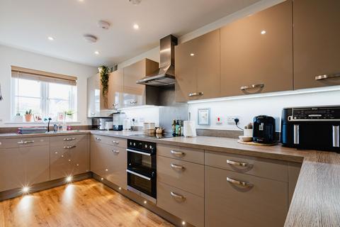 15 Bevin Square, Copplestone, Crediton, EX17 5EJ