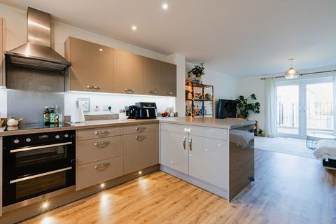 15 Bevin Square, Copplestone, Crediton, EX17 5EJ