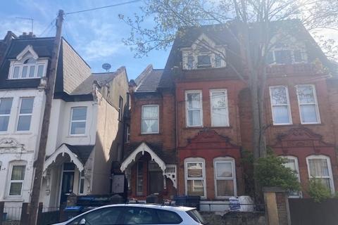 2 bedroom flat to rent, Broad Green Avenue, Croydon, CR0