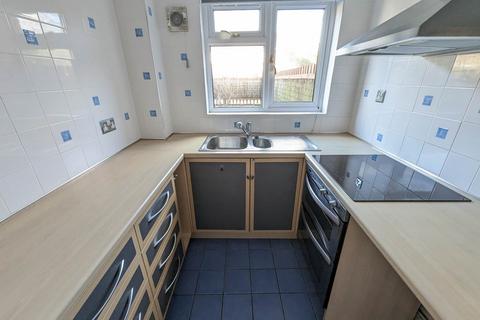 1 bedroom house to rent, St Brides Gardens, Newport, Gwent