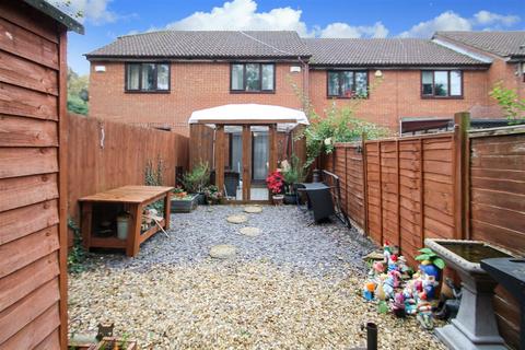 2 bedroom terraced house for sale, Treen Close, Thrapston NN14