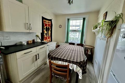 3 bedroom flat for sale, Caradoc Road, Aberystwyth SY23