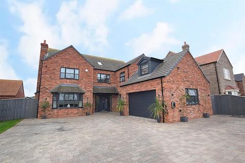 6 bedroom detached house for sale, Woods Way, Tetney DN36