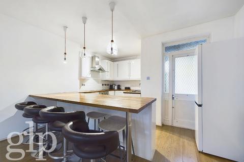 2 bedroom flat to rent, Brewer Street, W1F