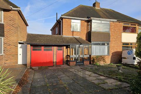 3 bedroom semi-detached house for sale, Kingsley Road, Kingswinford