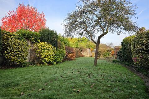 3 bedroom semi-detached house for sale, Kingsley Road, Kingswinford