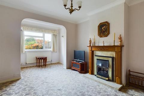 3 bedroom semi-detached house for sale, Kingsley Road, Kingswinford