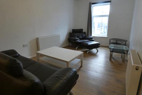 2 bedroom flat to rent, Shields Road, Byker, Newcastle Upon