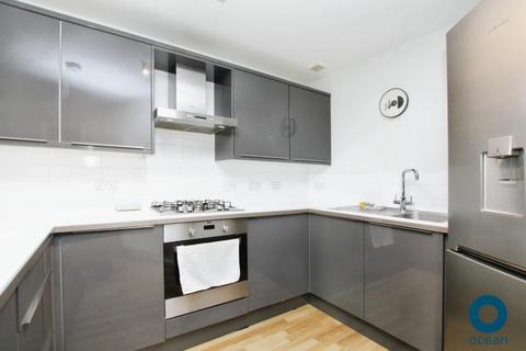 2 bedroom apartment to rent, Gateway Terrace, Bristol BS20