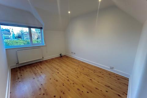 2 bedroom maisonette to rent, 70-72 Mayfield Road, Sutton