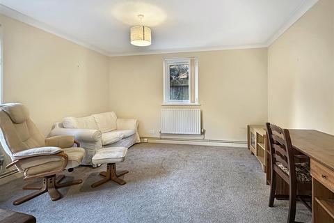 2 bedroom flat for sale, Musgrave Way, Cambridge CB5