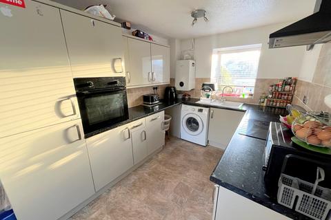 3 bedroom semi-detached house for sale, Chatsworth Way, New Milton, Hampshire. BH25 5UL