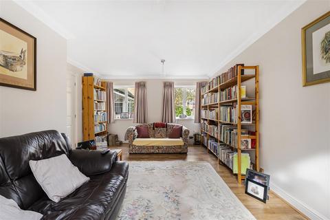 5 bedroom detached house for sale, Lime Close, Cambridge CB25