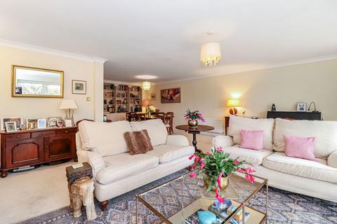 undefined, White Rock, Maidenhead SL6