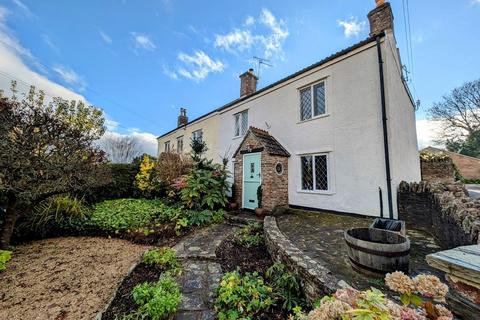 3 bedroom cottage for sale, High Street, Iron Acton