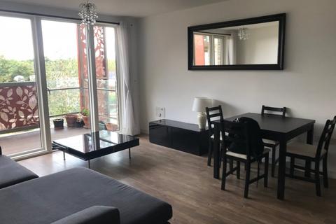 2 bedroom flat to rent, Campion House, London, SE16