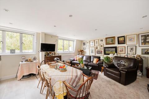 2 bedroom flat for sale, Sussex Gardens, London, W2