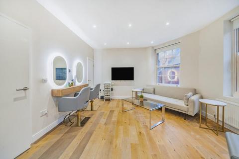 1 bedroom flat for sale, Clapham High Street, London